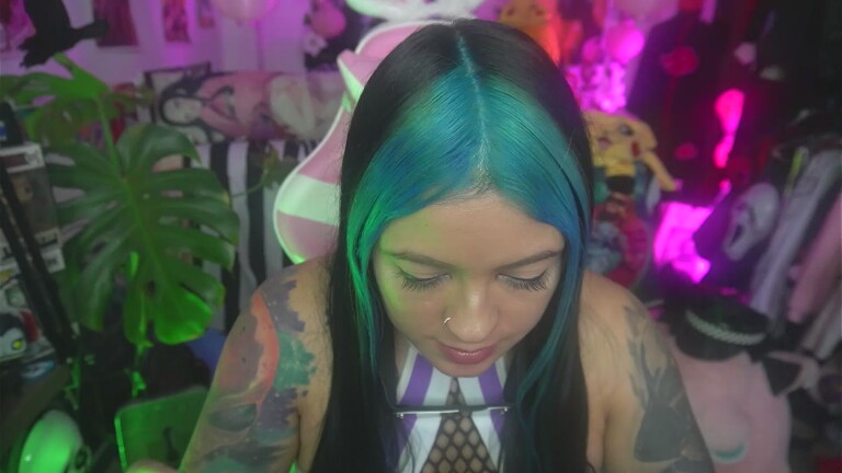 AliceSimpson's Streamate show and profile